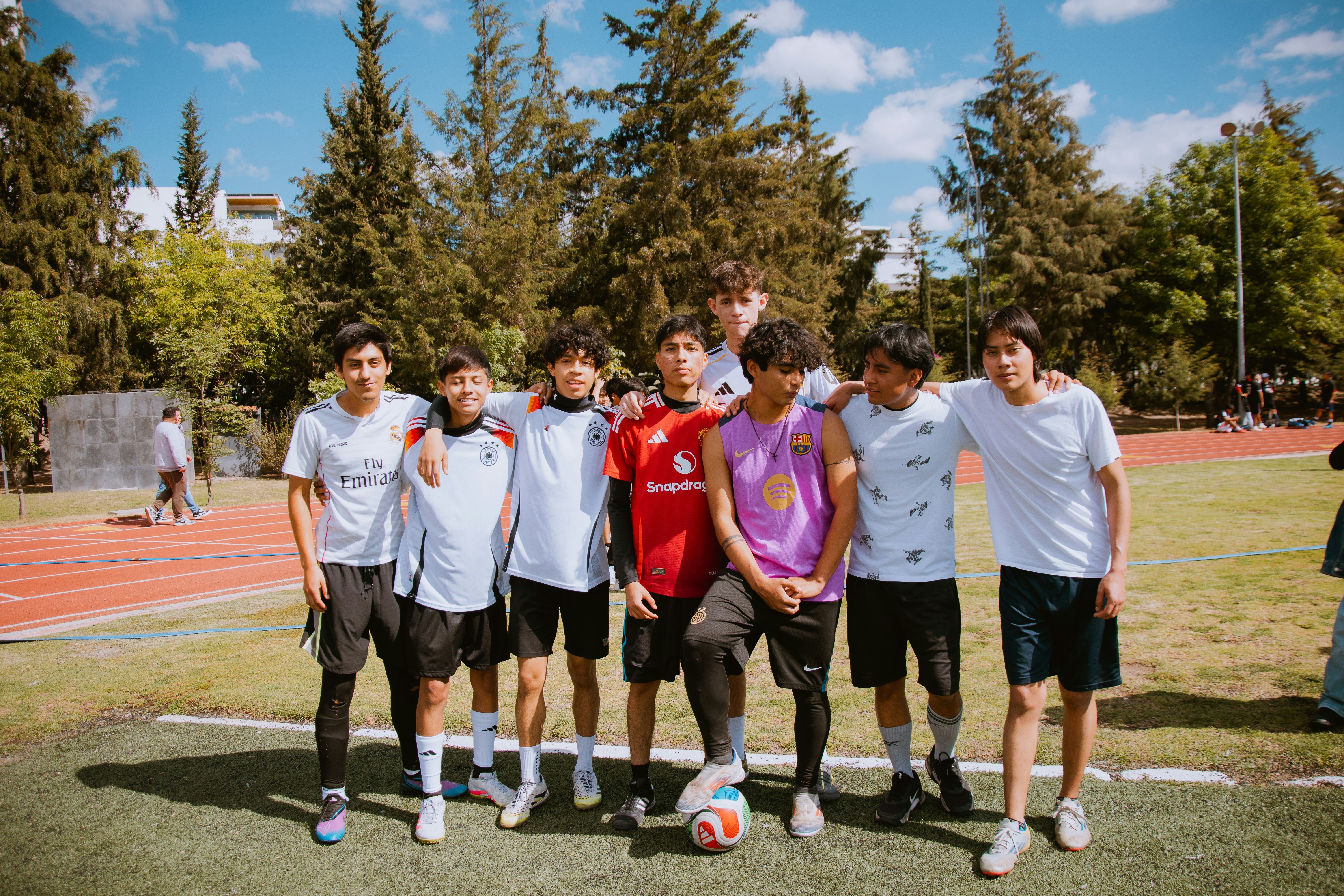 @SkySportDE 🇧🇪 来源：天空体育德国记者 Plettenberg全部 🚨💥 诺曼·巴塞特转会凯泽斯劳滕——交易完成 ✔️