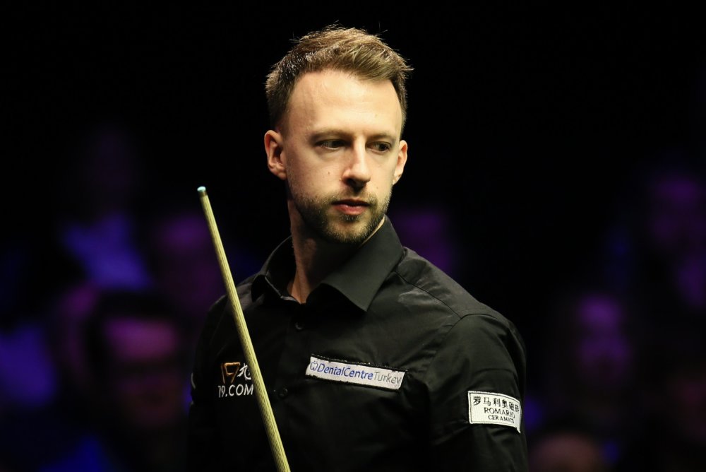 这三人共同 这三人共同