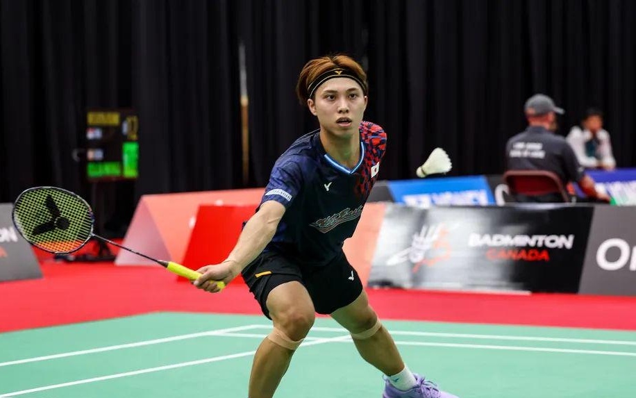 他在多个国 他在多个国